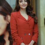 kajal agarwal in red suite