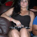 namitha thick thighs and panty in public 2