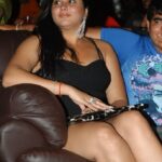 namitha thick thighs and panty in public 7