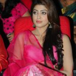 pranitha navel in pink 1