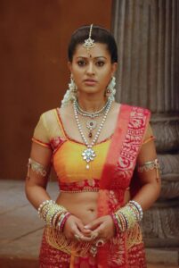 sneha navel 1