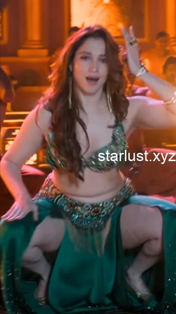 tamannah bhatia hot thick thighs spreading legs and navel 20