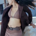 Anushka shetty hot cleavage navel and thighs in top bra suite open and mini skirt and sexy expressions HD pics starlust 30 scaled