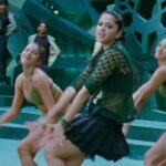 Anushka shetty hot thighs shake and navel in mini frock HD pics starlust (135)