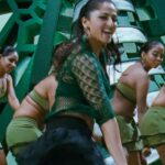 Anushka shetty hot thighs shake and navel in mini frock HD pics starlust (167)