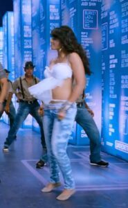 anushka shetty hot cleavage navel percing and back in ragada movie HD pics starlust (307)