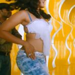 anushka shetty hot cleavage navel percing and back in ragada movie HD pics starlust (36)