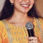 sai pallavi HD wallpapers face closeup looking sexy with red lips and pimples 72