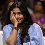 sai pallavi HD wallpapers face closeup looking sexy with red lips and pimples 93