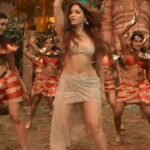 tamanna hot thick thighs in silver skirt navel and cleavage and armpits show HD aranmanai 4 starlust 127 scaled