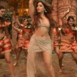 tamanna hot thick thighs in silver skirt navel and cleavage and armpits show HD aranmanai 4 starlust 157 scaled