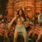 tamanna hot thick thighs in silver skirt navel and cleavage and armpits show HD aranmanai 4 starlust 158 scaled