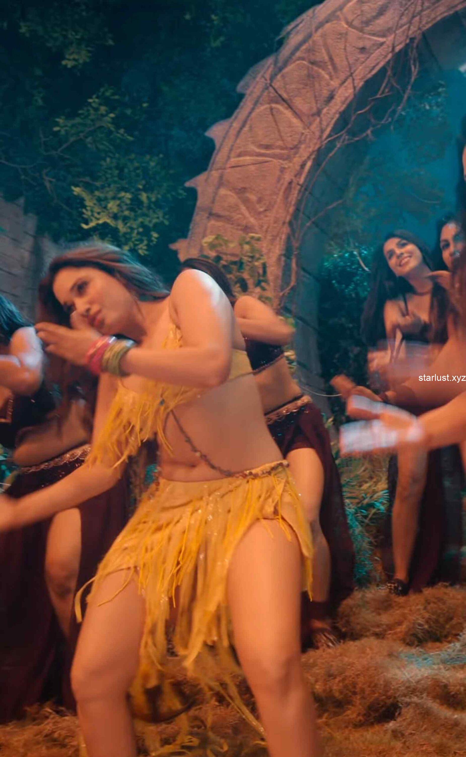 tamanna thighs photos