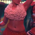 Ketika sharma hot oily navel hole and cleavage show from robinhood movie starlust (11)