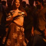 Ketika sharma hot oily navel hole and cleavage show from robinhood movie starlust (160)