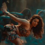 Ketika sharma hot oily navel hole and cleavage show from robinhood movie starlust (186)