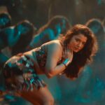 Ketika sharma hot oily navel hole and cleavage show from robinhood movie starlust (187)