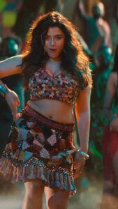 Ketika sharma hot oily navel hole and cleavage show from robinhood movie starlust (201)