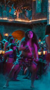 Ketika sharma hot oily navel hole and cleavage show from robinhood movie starlust (210)