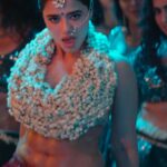 Ketika sharma hot oily navel hole and cleavage show from robinhood movie starlust (29)