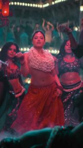 Ketika sharma hot oily navel hole and cleavage show from robinhood movie starlust (3)