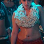 Ketika sharma hot oily navel hole and cleavage show from robinhood movie starlust (36)