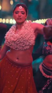 Ketika sharma hot oily navel hole and cleavage show from robinhood movie starlust (7)