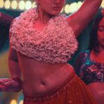 Ketika sharma hot oily navel hole and cleavage show from robinhood movie starlust (8)