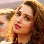 Tamannaah bhatia hot thighs shake and armpits in black slit dress from jailer movies (152)