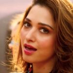 Tamannaah bhatia hot thighs shake and armpits in black slit dress from jailer movies (156)