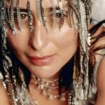 kareenakapoorhotthighsandcleavagephotos 6 copy 966x2145