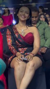 nithya shetty big thick thighs hot unseen pics HD starlust (17)