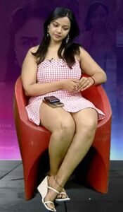 nithya shetty big thick thighs show in mini skirt @ viral prapancham movie interview starlust (10)