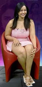 nithya shetty big thick thighs show in mini skirt @ viral prapancham movie interview starlust (3)