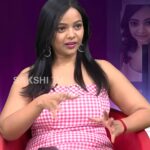 nithya shetty big thick thighs show in mini skirt @ viral prapancham movie interview starlust (36)