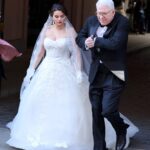 selena gomez big cleavage show in wedding dress (4)