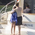 selena gomez booty ass in boat with boyfriend (2)