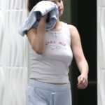 selena gomez braless nipples show in streets (7)