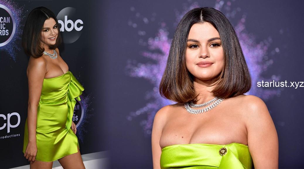 selena gomez hot big cleavage and thighs show in green bodycon