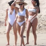 selena gomez hot booty ass show in white bikini HD (1)