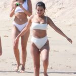 selena gomez hot booty ass show in white bikini HD (13)