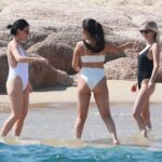 selena gomez hot booty ass show in white bikini HD (23)