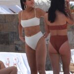 selena gomez hot booty ass show in white bikini HD (5)