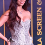 disha_patani_hot_cleavage_pooping_boops_armpits_and_thighs_in_silver_dress_HD (1)