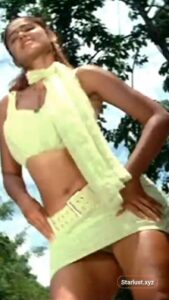 ileana dcruz hot thick thighs and booty unseen photos starlust (79)