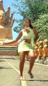 ileana dcruz hot thick thighs and booty unseen photos starlust (88)