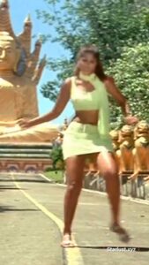 ileana dcruz hot thick thighs and booty unseen photos starlust (89)