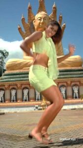 ileana dcruz hot thick thighs and booty unseen photos starlust (92)
