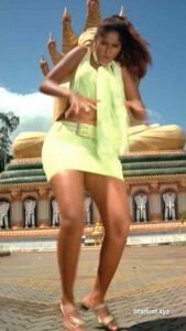 ileana dcruz hot thick thighs and booty unseen photos starlust (96)