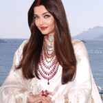 Aishwarya rai glam pics from cannes 2025 with sindhoor (10)
